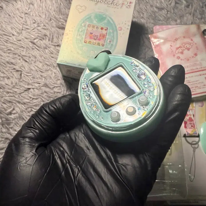 [BUNJANG] Tamagotchi P's Green Virtual Pet / 초미품 다마고치 피스 그린