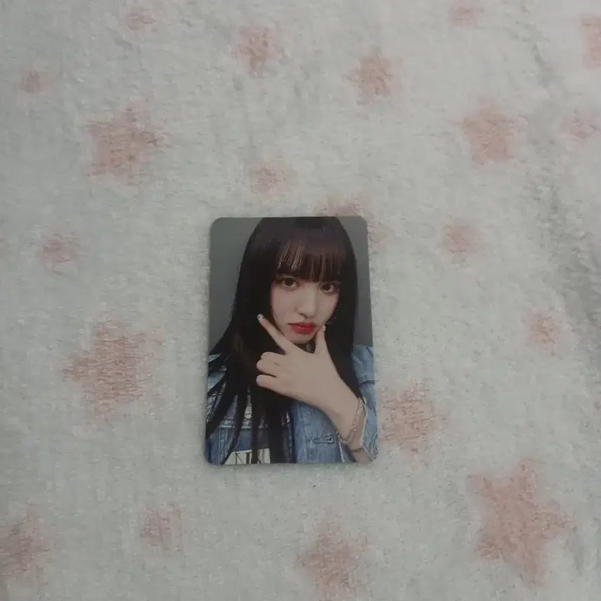 [BUNJANG] IVE Liz Photocard / 리즈포카 (안보이지만 자세이보면 하자?가있어요)