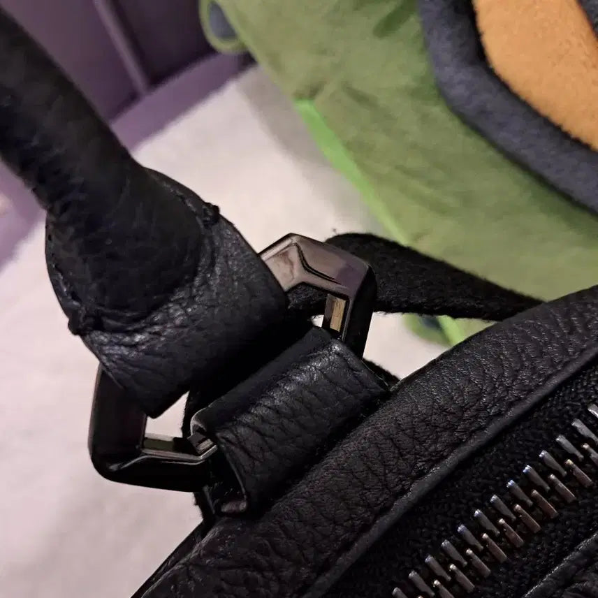 [BUNJANG] Oryany Leather Backpack / 오야니 정품 가죽백팩