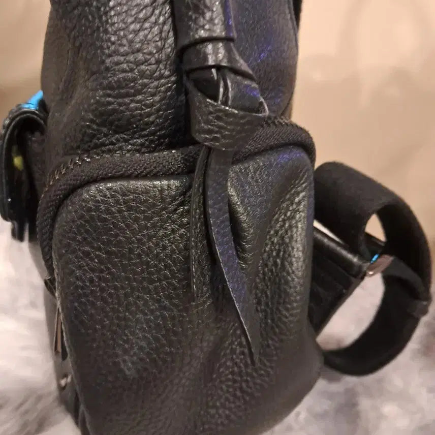 [BUNJANG] Oryany Leather Backpack / 오야니 정품 가죽백팩