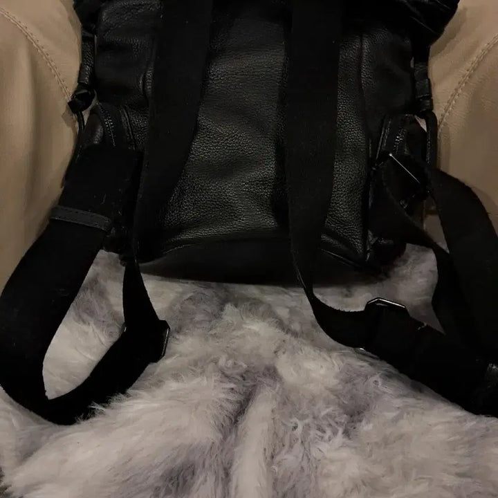 [BUNJANG] Oryany Leather Backpack / 오야니 정품 가죽백팩