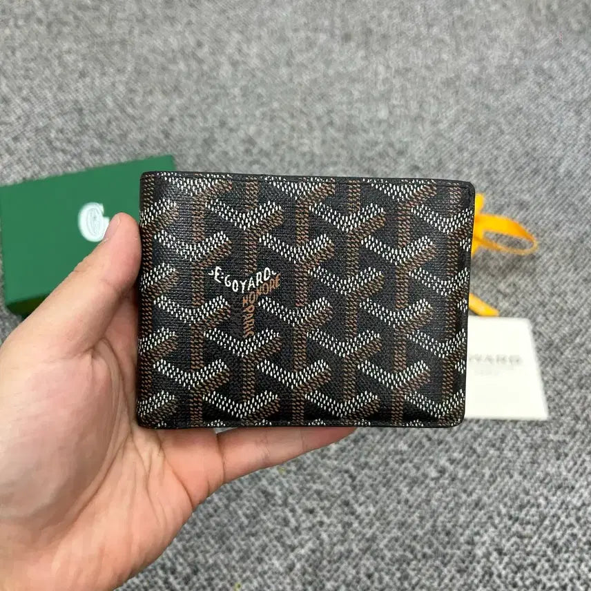 [SOLD OUT] {국내 매장구매} 고야드 빅투와르 반지갑 블랙