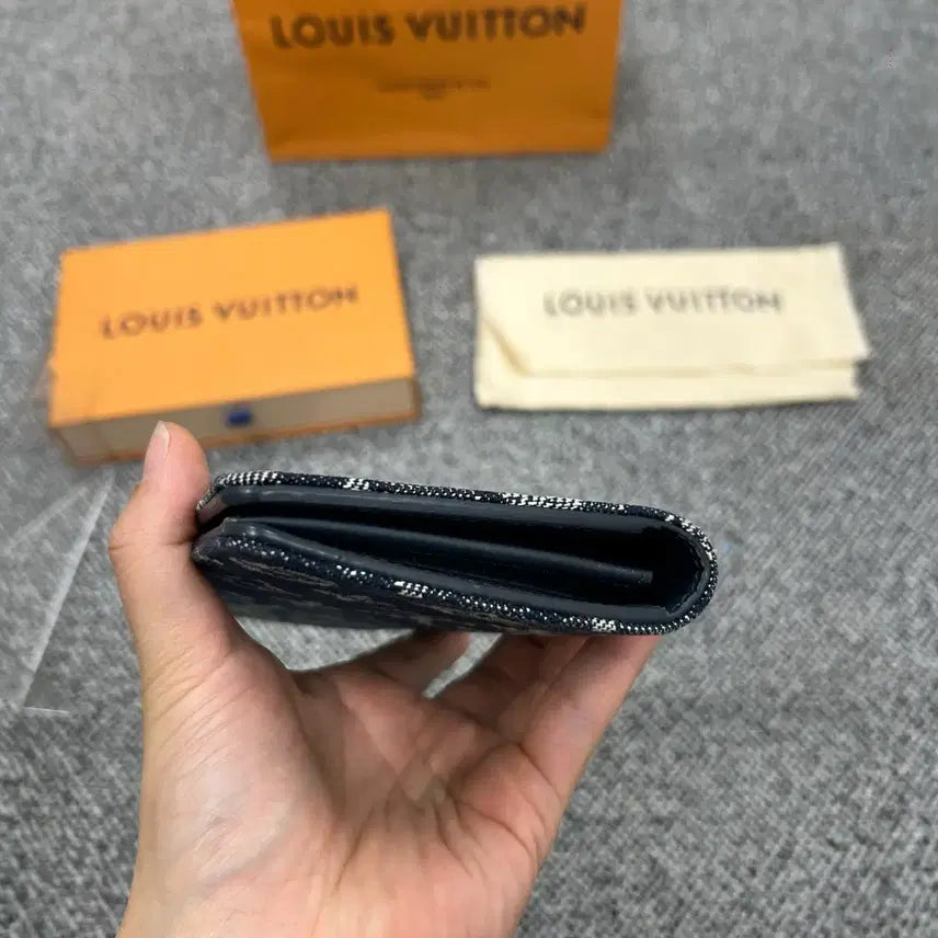 [BUNJANG] Louis Vuitton Tapestry Long Wallet / {정품} 루이비통 태피스트리 장지갑