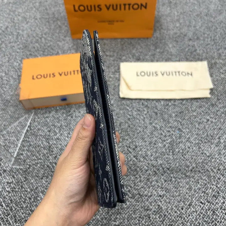 [BUNJANG] Louis Vuitton Tapestry Long Wallet / {정품} 루이비통 태피스트리 장지갑
