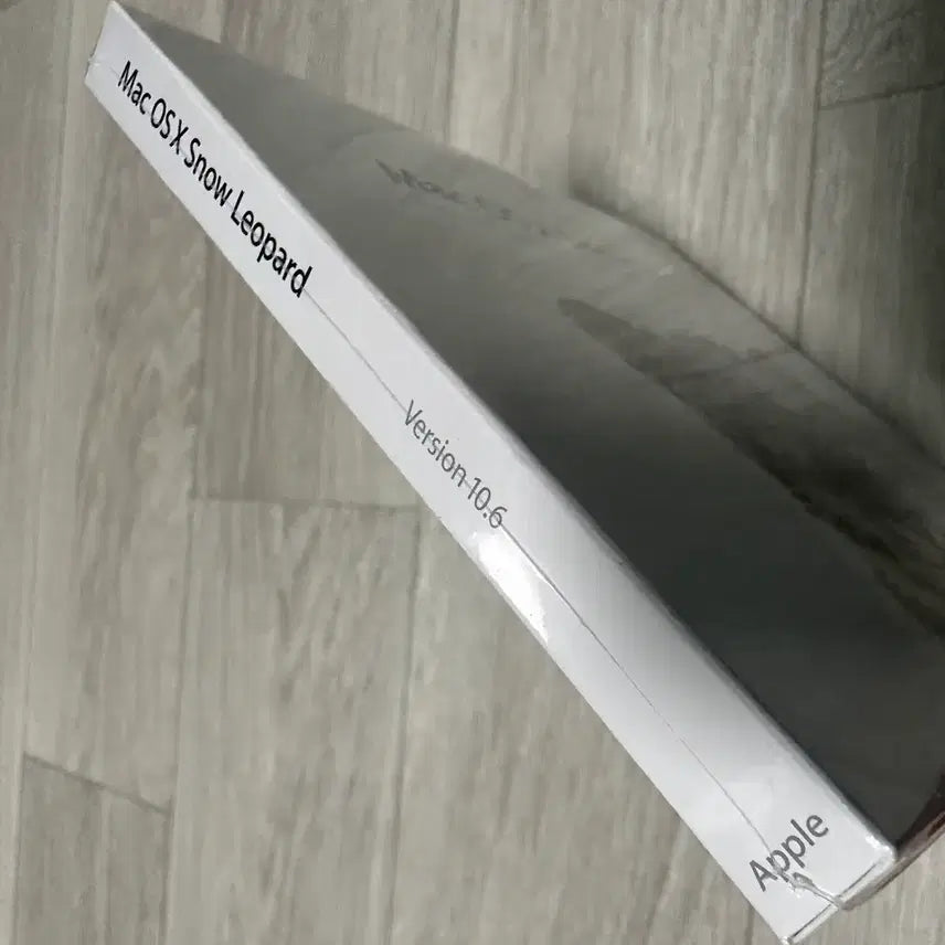 [BUNJANG] Apple Mac OS X 10.6 Snow Leopard DVD Sealed / Mac OS X 10.6 Snow Leopard DVD 미개봉