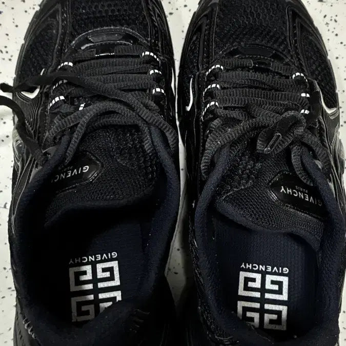 [BUNJANG] Givenchy TK-MX All Black Sneakers 41 / 지방시 TK-MX 올블랙 스니커즈 41