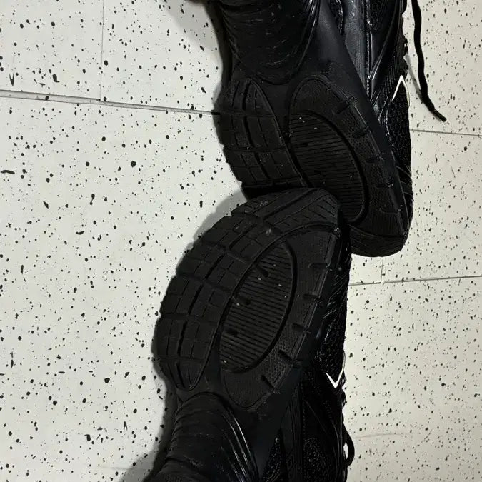 [BUNJANG] Givenchy TK-MX All Black Sneakers 41 / 지방시 TK-MX 올블랙 스니커즈 41