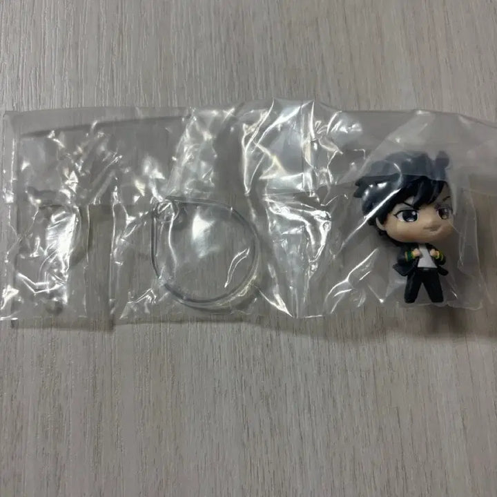 [BUNJANG] LE SSERAFIM Sakura Figure / 윈브레 사쿠라 피규어