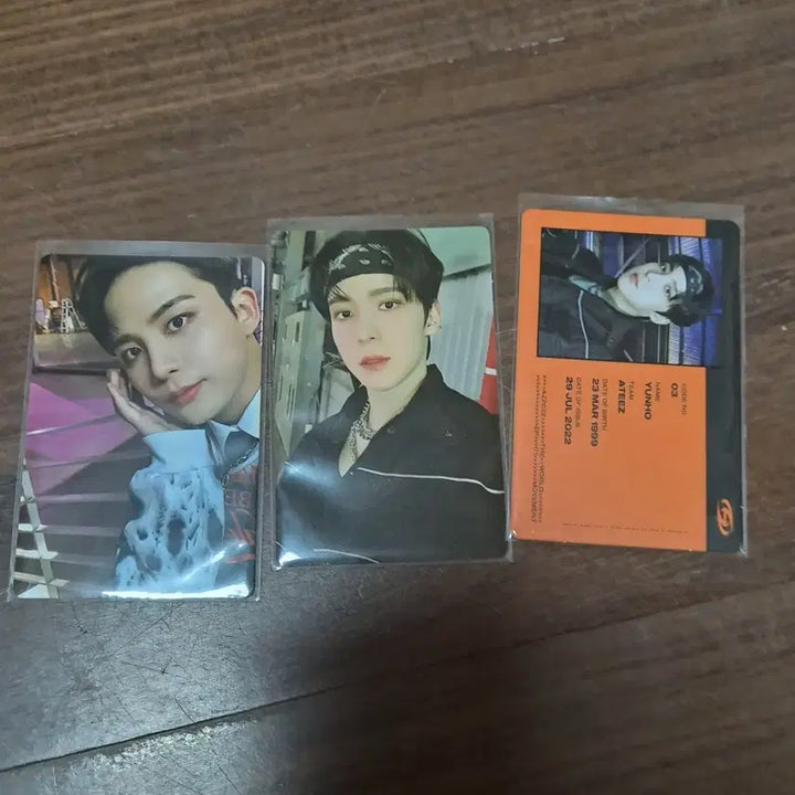 [BUNJANG] ATEEZ The World Guerrilla Photocard / 에이티즈 더 월드 게릴라 포카포함