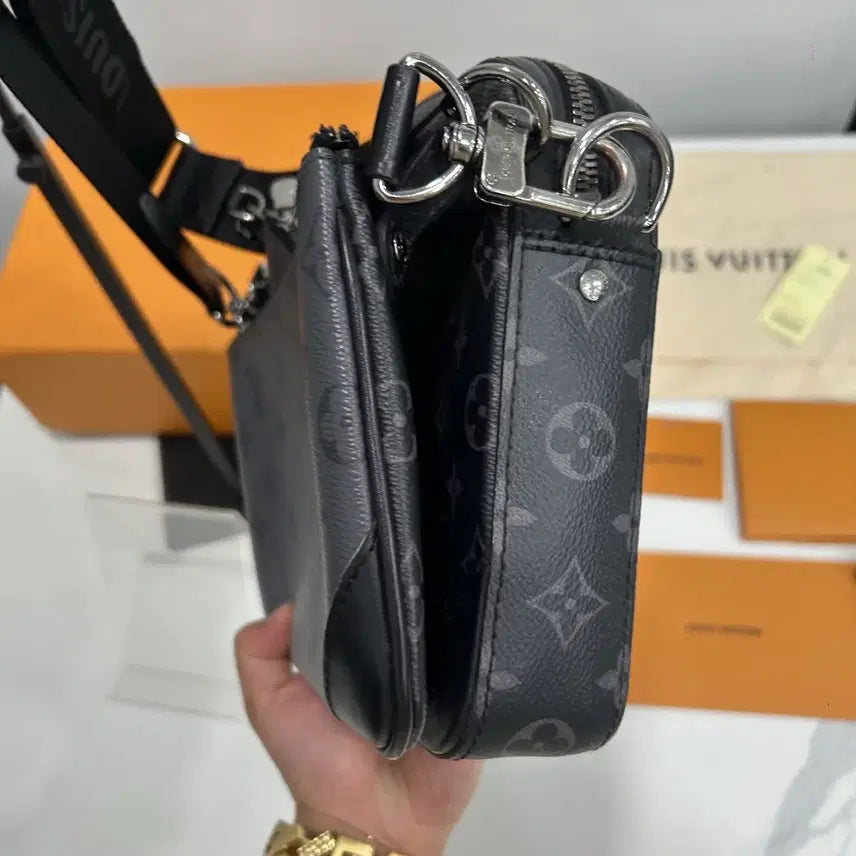 [BUNJANG] Louis Vuitton Eclipse Trio Messenger Bag / {정품} 루이비통 이클립스 트리오 메신저백 크로스백