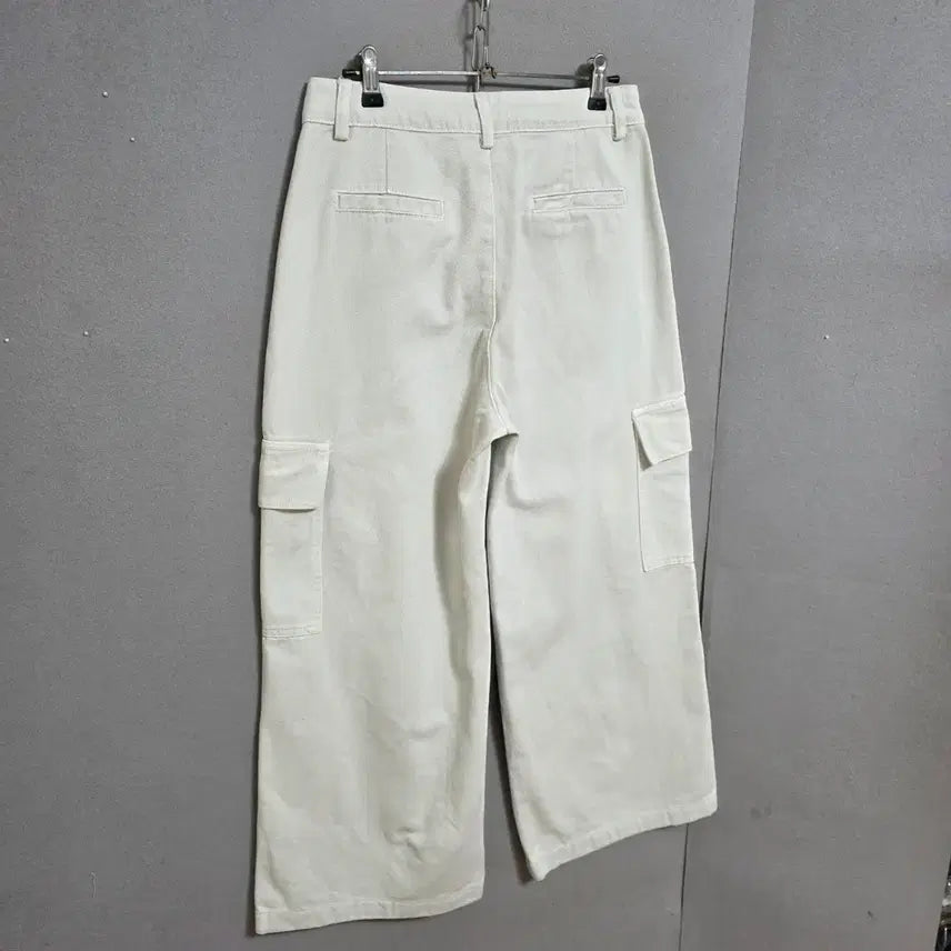 [BUNJANG] Ashley Cargo Pocket Wide Leg Pants - M / 도톰 카고주머니 통바지 M   n2302