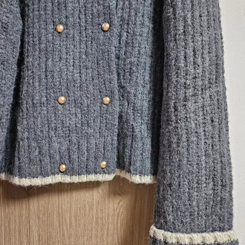 [BUNJANG] Double Button Knit Cardigan / 더블버튼 니트 가디건