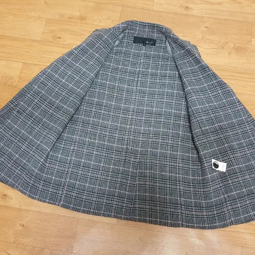 [BUNJANG] G-Cut Handmade Wool Tweed Boxy Women&