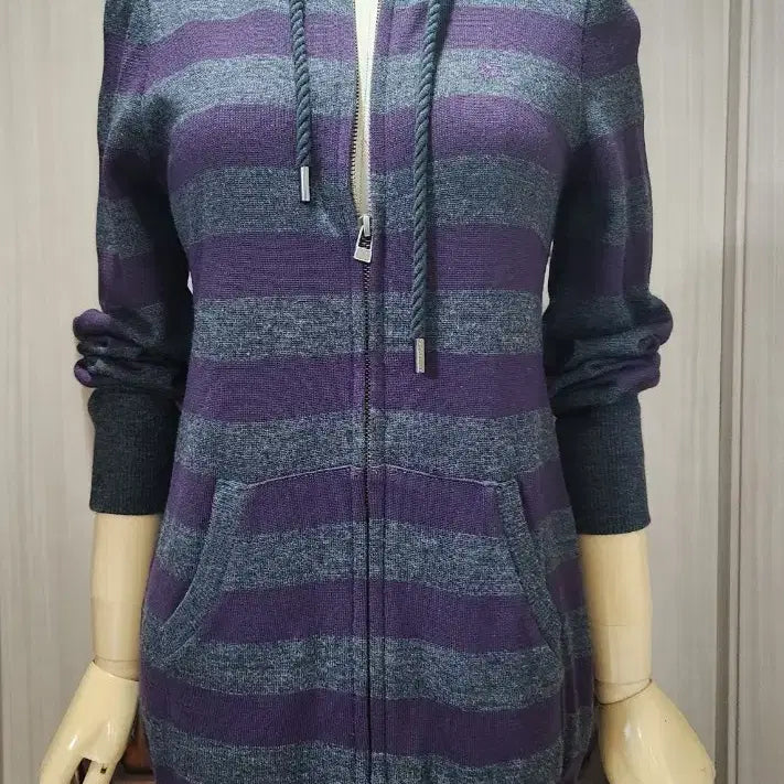 [BUNJANG] Burberry Blue Label Hoodie Zip-Up / 버버리 블루라벨 후드집업