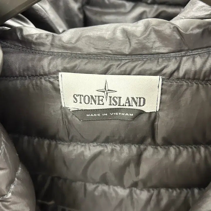 [BUNJANG] Stone Island Bio-Ripstop Lightweight Padded Jacket / {정품} 스톤아일랜드 바이오립스타 경량패딩 22Fw