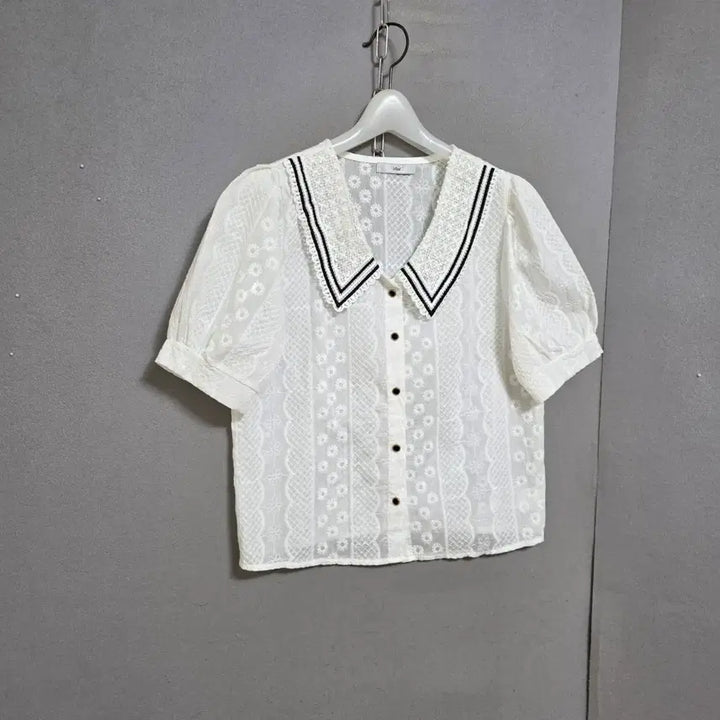 [BUNJANG] LeShop Lace Collar Blouse F / 르샵 레이스카라 블라우스 F   n2306