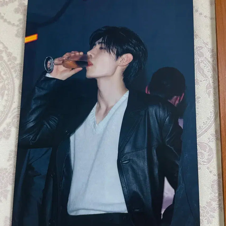 [BUNJANG] ENHYPEN Sunghoon Prada Event POB Photocard & A3 Frame / 엔하이픈 성훈 프라다 행사 액자 특전 포카 A3 액자