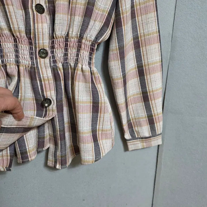 [BUNJANG] Ashley Checkered Blouse / 허리밴드 체크 블라우스 55  n2309