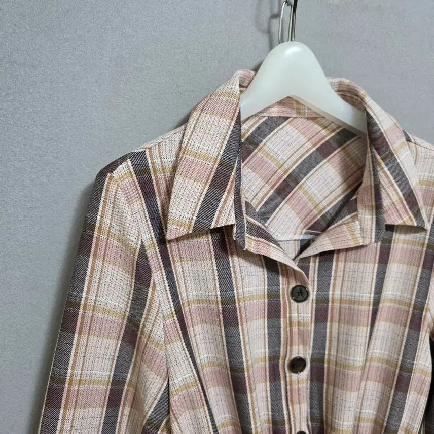 [BUNJANG] Ashley Checkered Blouse / 허리밴드 체크 블라우스 55  n2309