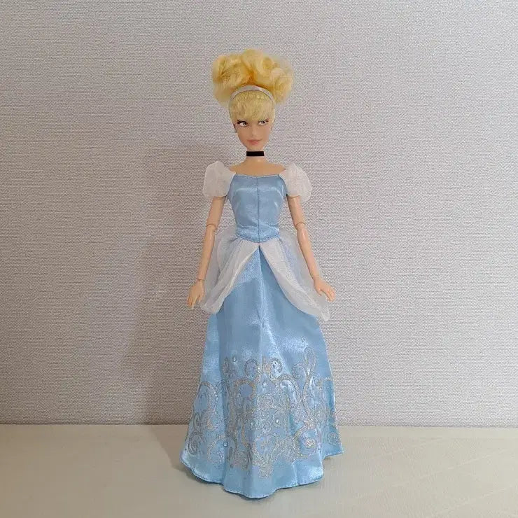 [BUNJANG] Disney Store Princess Cinderella Classic Doll / 디즈니 스토어 프린세스 클래식돌 신데렐라