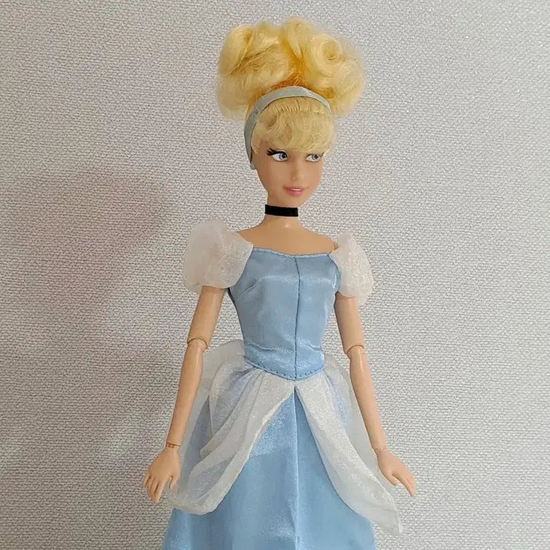 [BUNJANG] Disney Store Princess Cinderella Classic Doll / 디즈니 스토어 프린세스 클래식돌 신데렐라
