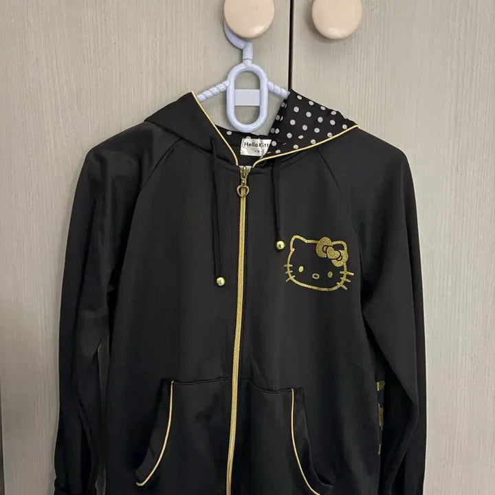 [BUNJANG] Hello Kitty Black Y2k Vintage Hoodie / 헬로키티 블랙 후드집업 y2k 빈티지 갸루 오네갸루