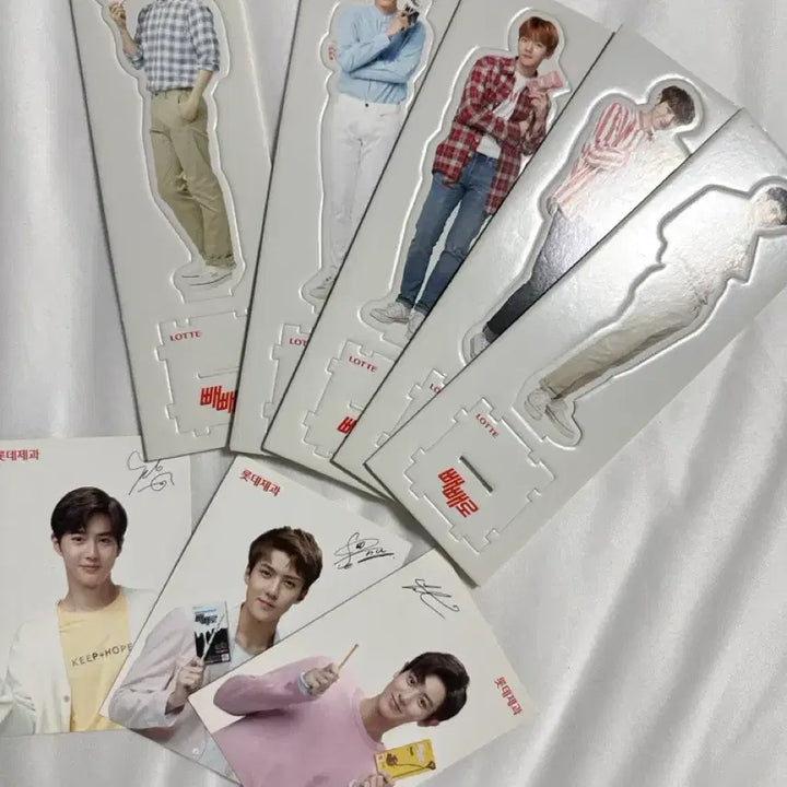 [SOLD OUT] 엑소 빼빼로 등신대 엽서 일괄