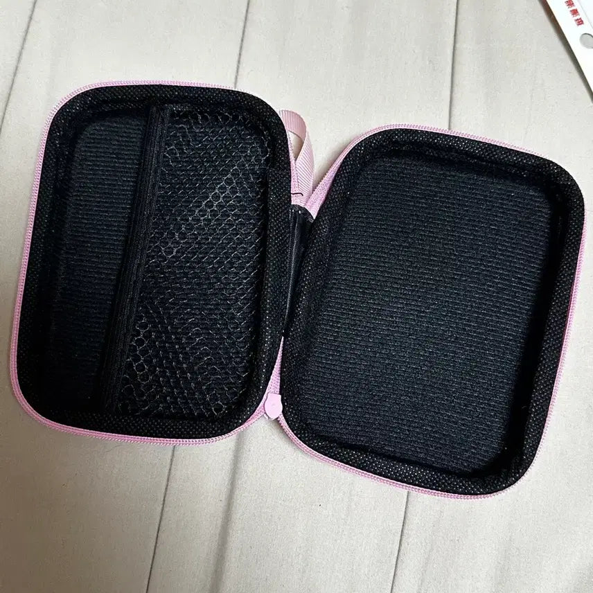 [BUNJANG] Sanrio My Melody Pink Check Hard Case Pouch / 산리오 마이멜로디 핑크 체크 다용도 하드케이스 파우치