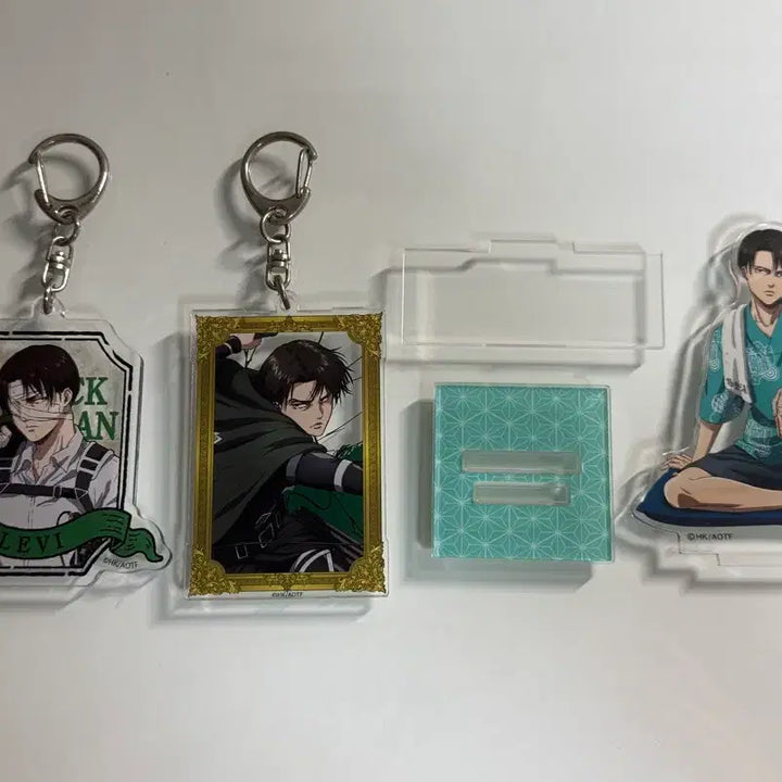[BUNJANG] Attack on Titan Levi Acrylic Keyring / 진격의거인 리바이 아크릴 키링