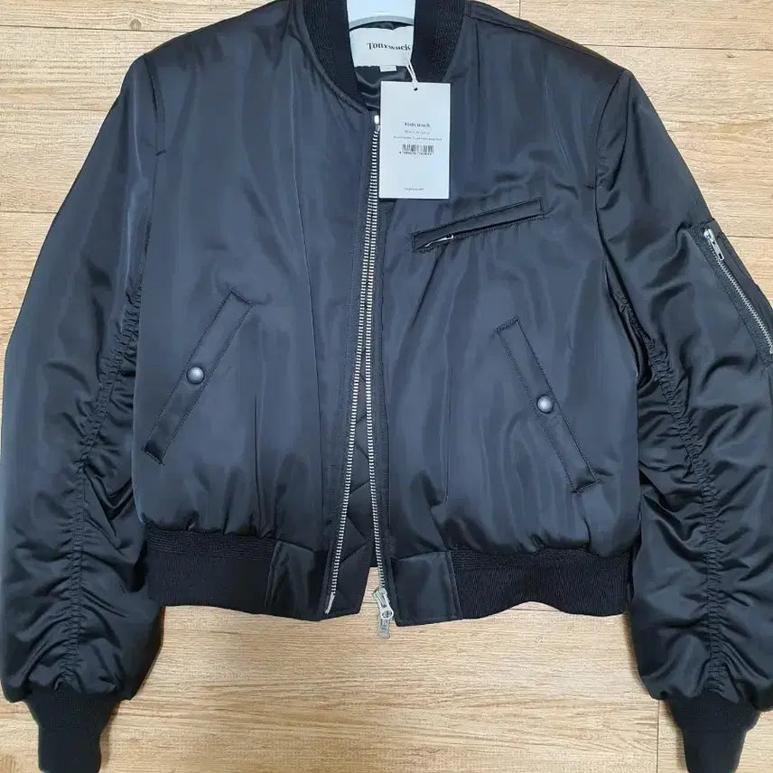 [BUNJANG] Toni Wek Cropped Bomber Jacket / 토니웩 크롭봄버 m