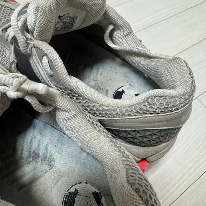 [BUNJANG] Nike Vomero 5 Cobblestone Sneakers / 나이키 보메로5 운동화 코블스톤 / 235