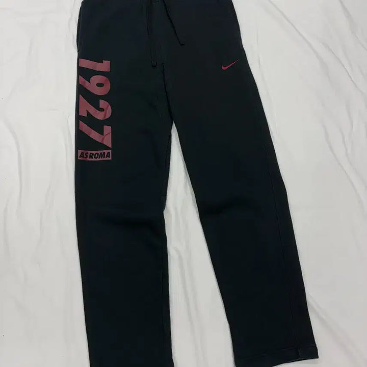 [BUNJANG] Nike AS Roma Core Sweatpants / 나이키 AS로마 코어 스웻팬츠  Size: 40