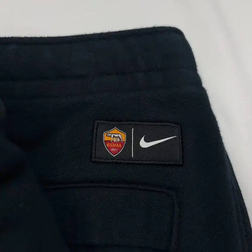 [BUNJANG] Nike AS Roma Core Sweatpants / 나이키 AS로마 코어 스웻팬츠  Size: 40