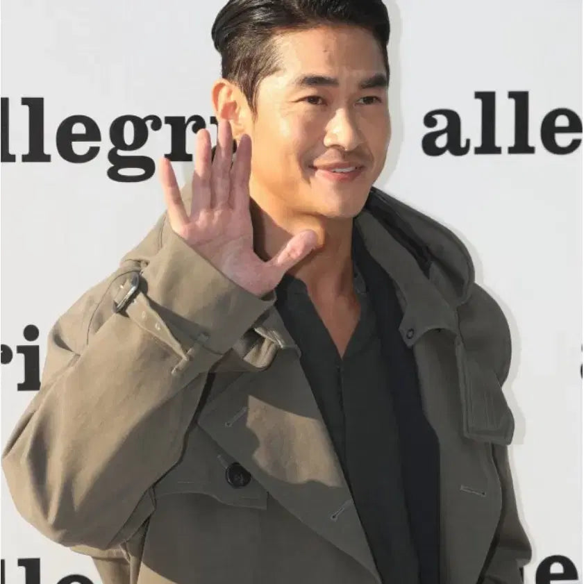 [BUNJANG] Allegri Trench Coat / 알레그리 트렌치코트 팔아요