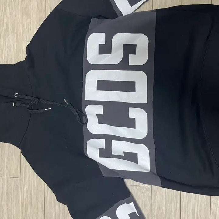 [BUNJANG] GCDS Logo Hoodie and Black Pants Set / GCDS 로고 블랙 후드티+검정바지 L