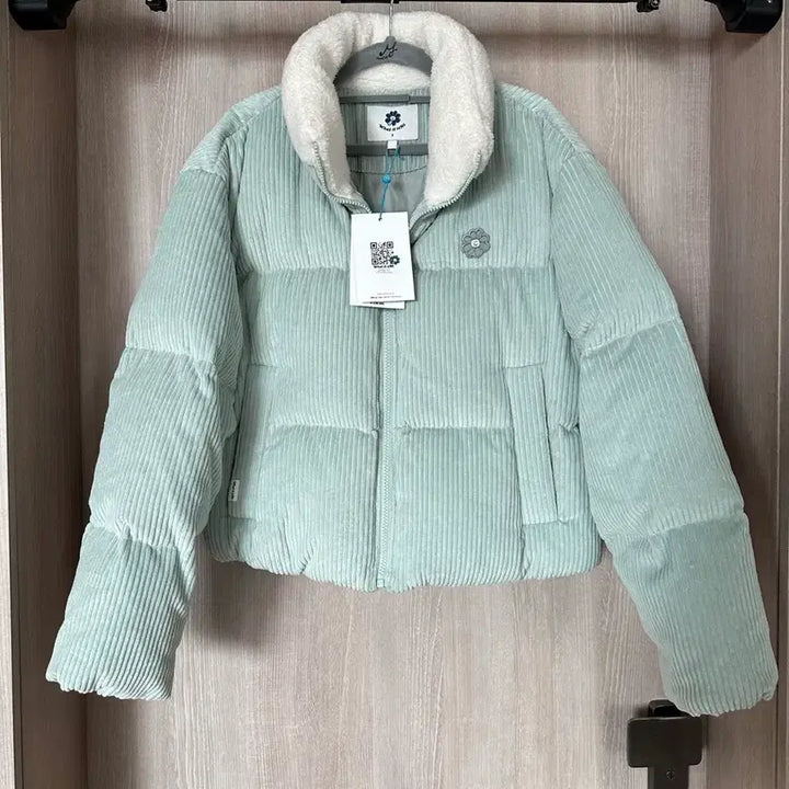 [BUNJANG] What it isnt Corduroy Down Padded Jacket / What it isnt 와키윌리 코듀로이 패딩 90(S) 새상품