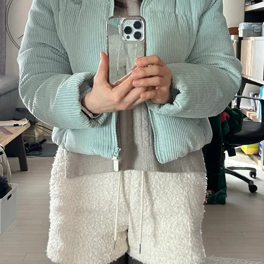 [BUNJANG] What it isnt Corduroy Down Padded Jacket / What it isnt 와키윌리 코듀로이 패딩 90(S) 새상품