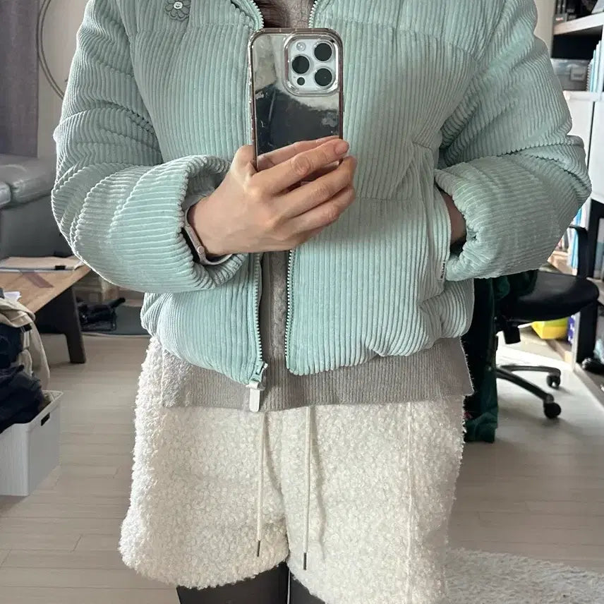 [BUNJANG] What it isnt Corduroy Down Padded Jacket / What it isnt 와키윌리 코듀로이 패딩 90(S) 새상품