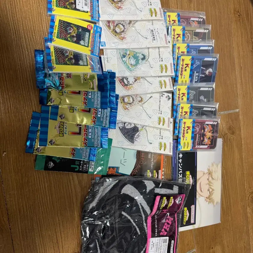 [BUNJANG] My Hero Academia Goods Bundle Set / 나의 히어로 아카데미아 굿즈 카드/아크릴참/타올 등