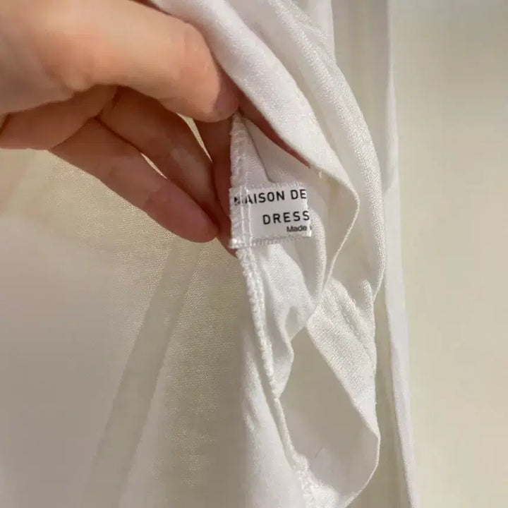 [BUNJANG] Sleeved Slim Shring T-shirt / 긴팔 슬림티 셔링 티셔츠