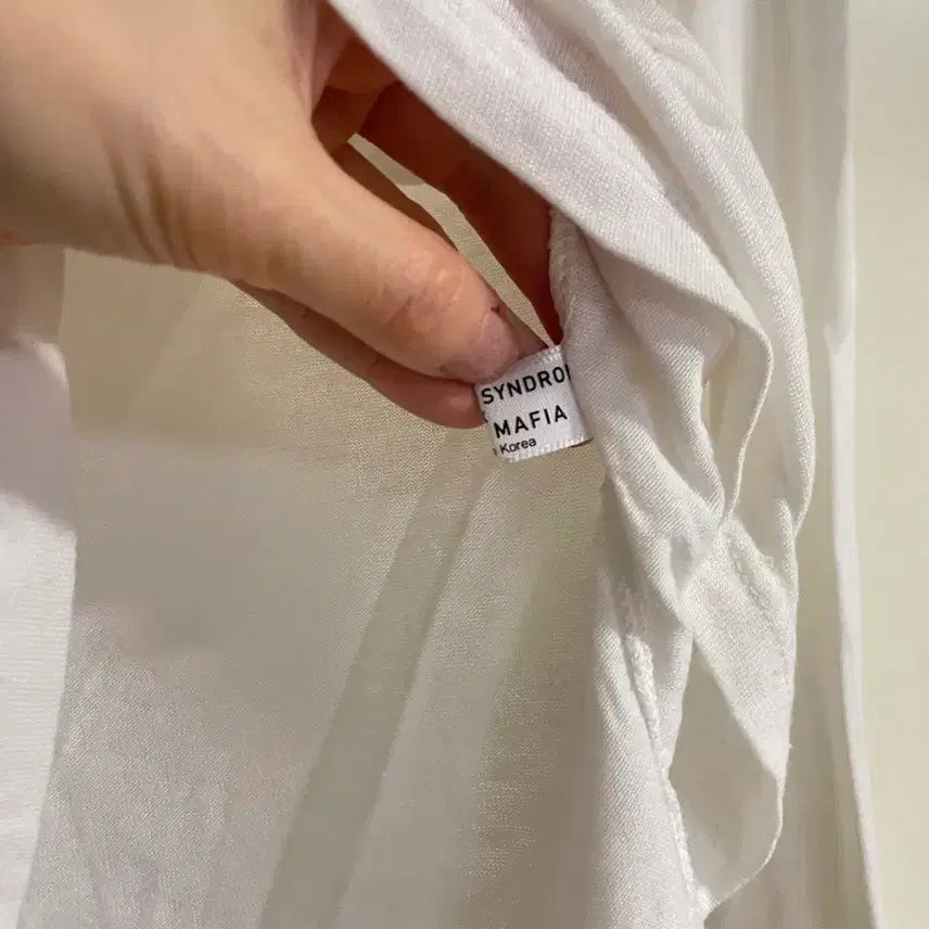 [BUNJANG] Sleeved Slim Shring T-shirt / 긴팔 슬림티 셔링 티셔츠