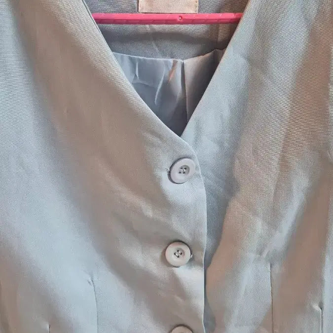 [SOLD OUT] 브이넥 하늘색 자켓