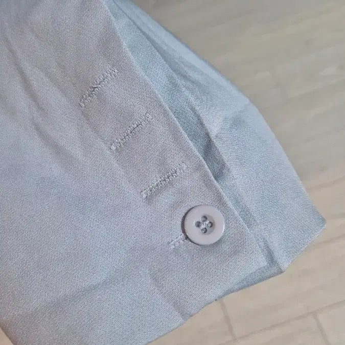 [SOLD OUT] 브이넥 하늘색 자켓
