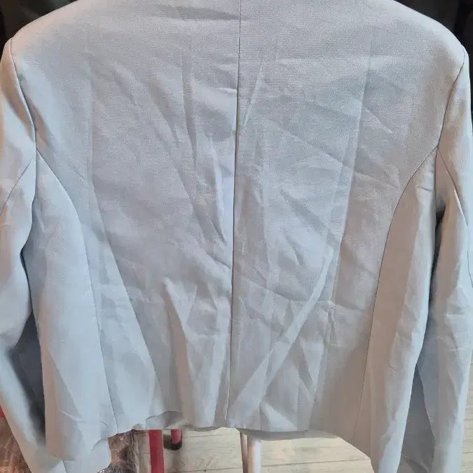 [SOLD OUT] 브이넥 하늘색 자켓