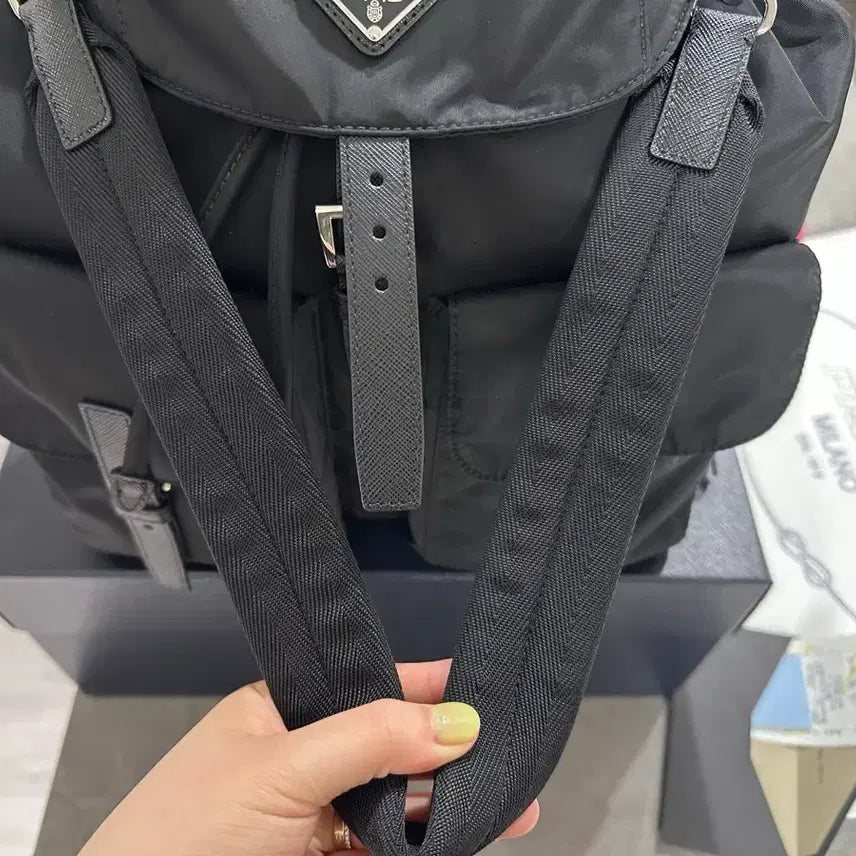 [BUNJANG] Prada Re-Nylon Large Backpack / 프라다 리나일론 백팩(남성용 라지)