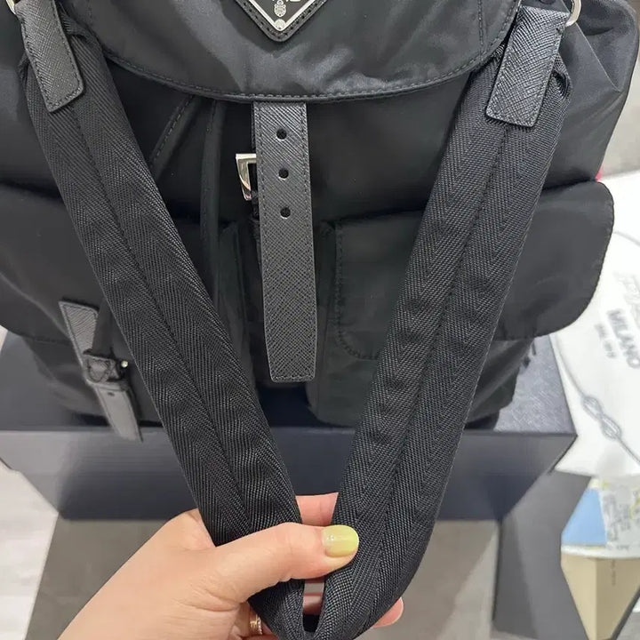 [BUNJANG] Prada Re-Nylon Large Backpack / 프라다 리나일론 백팩(남성용 라지)