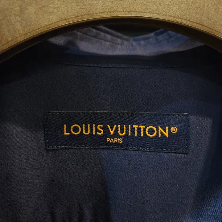 [BUNJANG] Louis Vuitton LV Logo Pocket Shirt Navy / [정품/새상품급/신상/XXL] 루이비통 포켓 LV로고 셔츠 네이비