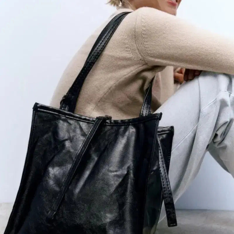 [BUNJANG] ZARA Wrinkle Effect Lock Shopper Bag / 자라 링클 이펙트 락 쇼퍼백