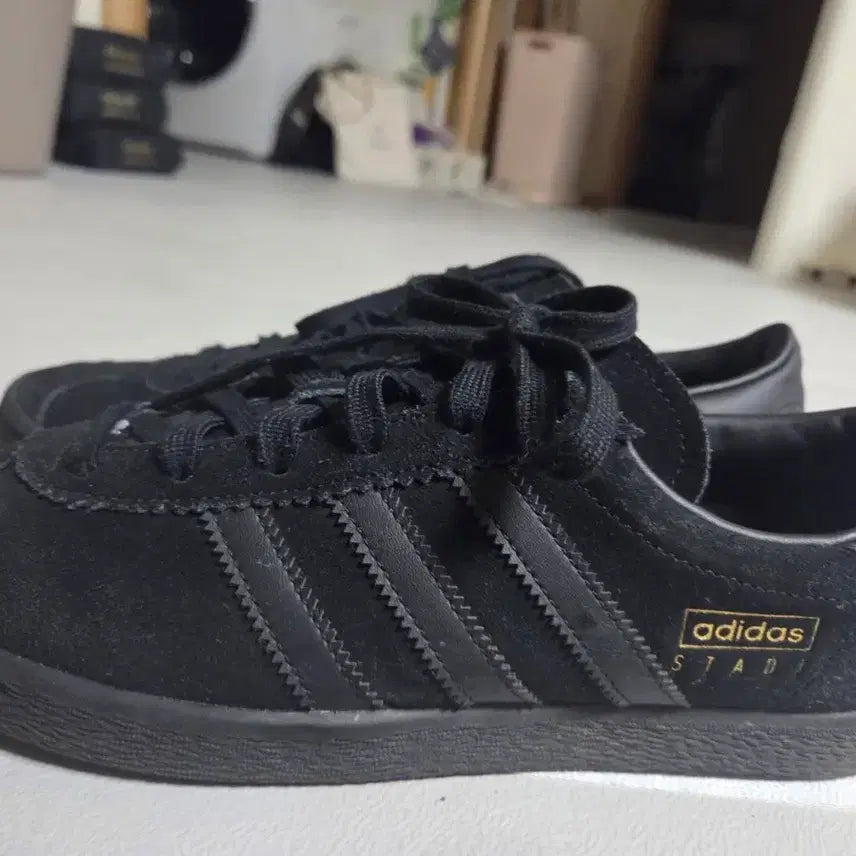 [BUNJANG] Adidas Stadt Core Black Sneakers (270) / 아디다스 슈타트 코어 블랙 (270)
