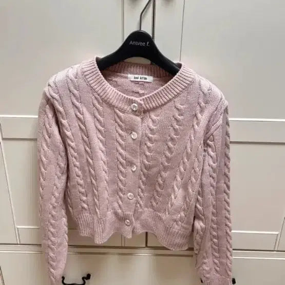 [BUNJANG] Cool Kitten Pink Cable Knit Cardigan / 쿨키튼 핑크 꽈배기 니트 가디건